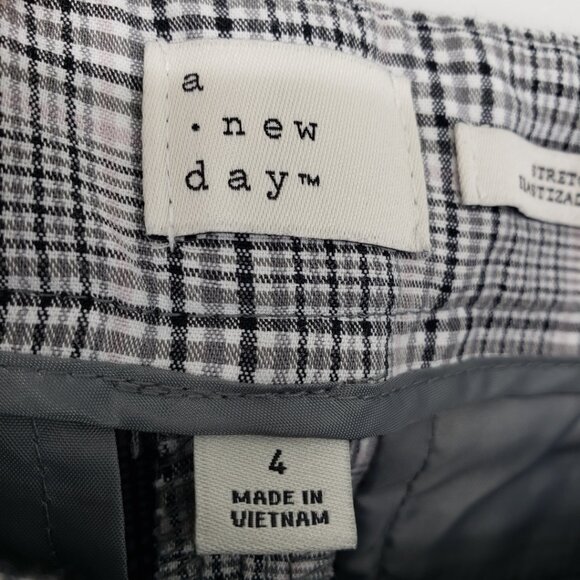 a new day Gray Plaid Ankle Pants - Picture 7 of 9